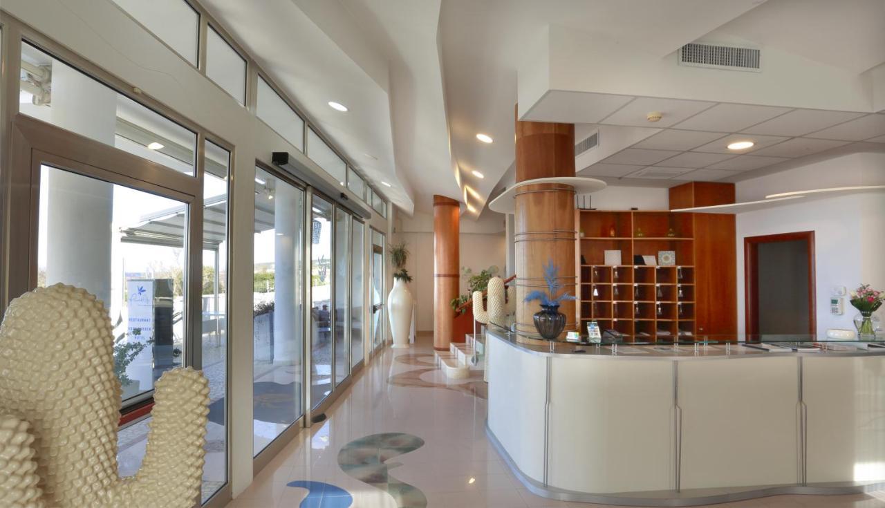Piccadilly Rooms Restaurant And Beach Santa Maria al Bagno Εξωτερικό φωτογραφία
